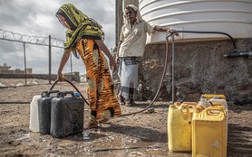 Yemen_watertank_OxESP43881lpr.jpg