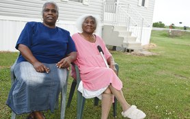 Louisiana-women-farmers-african-american-pay-gap.jpg