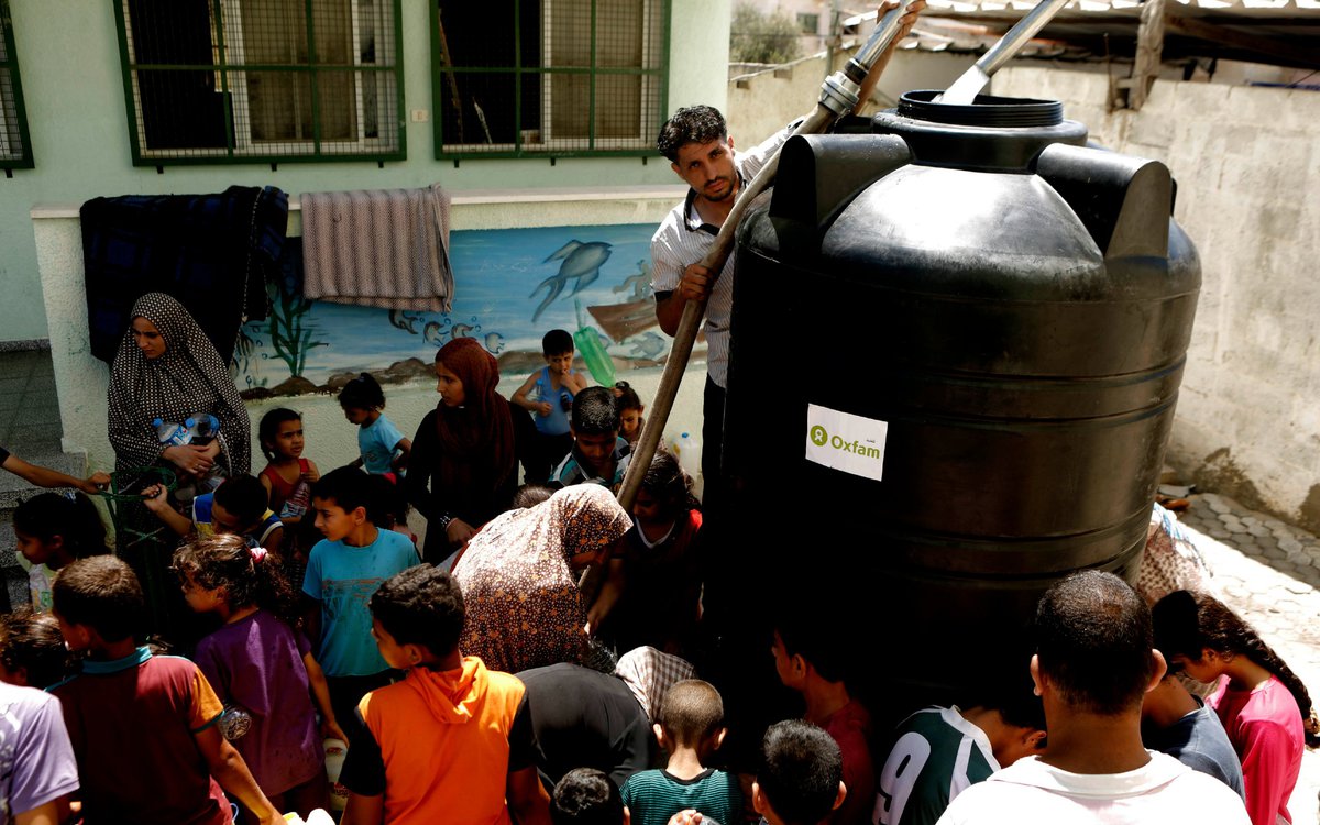 Water and sanitation: Everybody needs them, especially during a crisis |  Oxfam