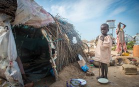 Nigeria_100705_IDPcampkid.jpg