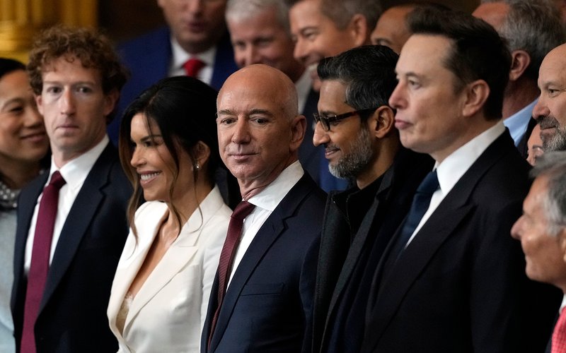 billionaires-inauguration-AP25020584449037-2440x1526