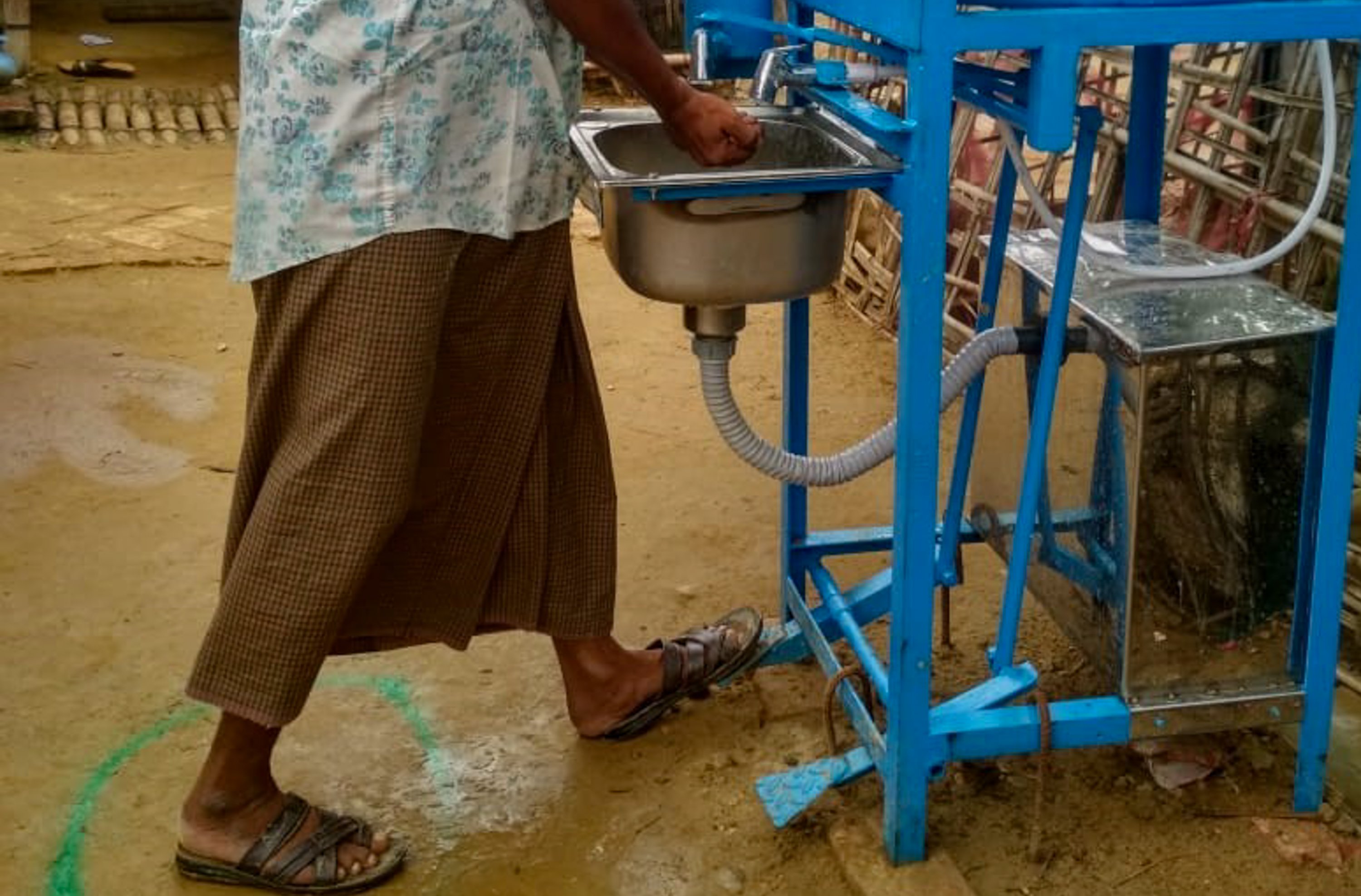 pedal hand washing machine