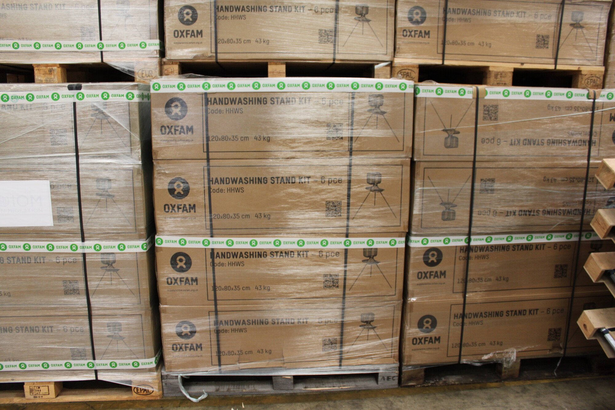 Oxfam prepares a shipment of humanitarian aid to support Palestinians in Gaza.
