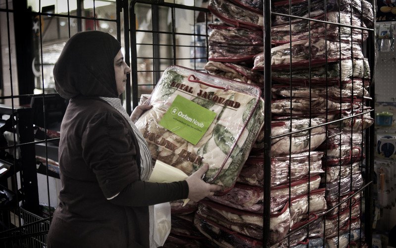 lebanon_fadia-dahshe-with-blanket_2013