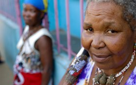 mozambique-woman-healer-ous-453-h.jpg